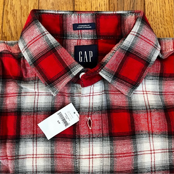 NWT Gap Organic Cotton Midweight Flannel Shirt in White Red Plaid - Picture 3 of 6